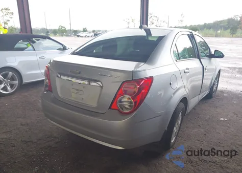 2015 Chevrolet Sonic Lt Auto from USA, damaged, VIN 1G1JC5SG4F4163618